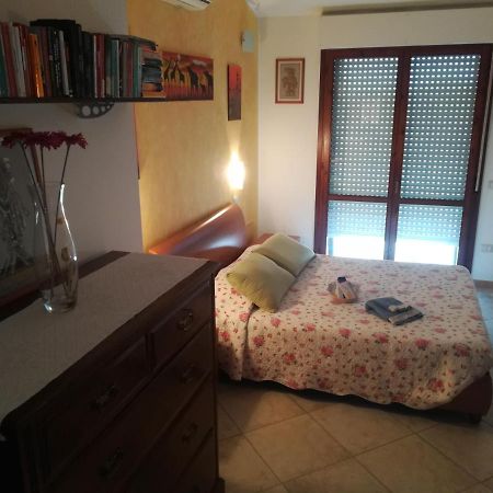 La Maddalena  La Casa Di Eledoヴィラ エクステリア 写真