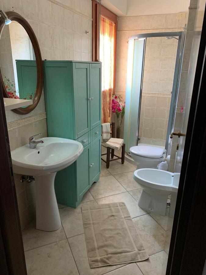 La Maddalena  La Casa Di Eledoヴィラ エクステリア 写真