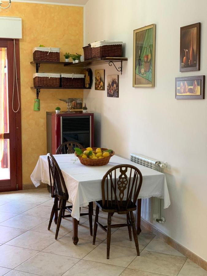 La Maddalena  La Casa Di Eledoヴィラ エクステリア 写真